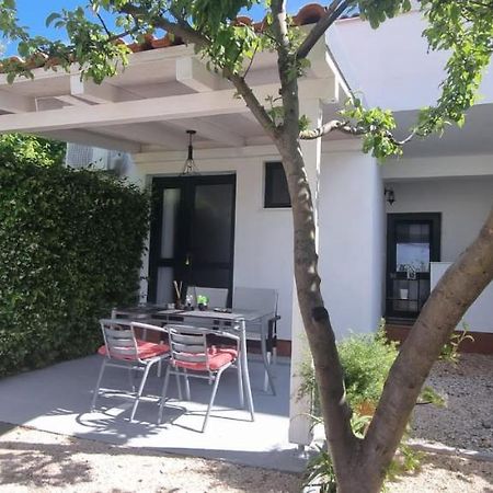 Apartman Stura 1 Zara Esterno foto