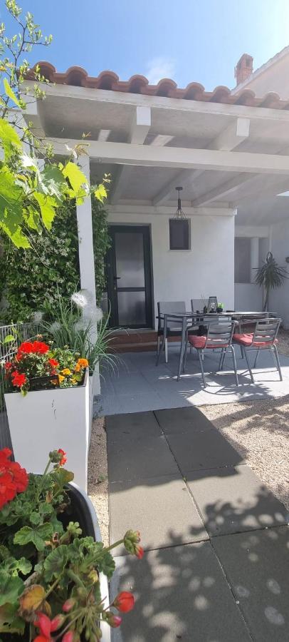 Apartman Stura 1 Zara Esterno foto