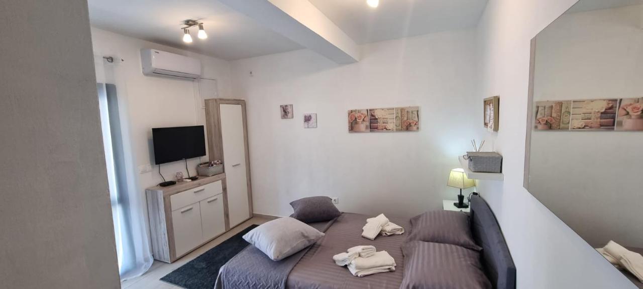 Apartman Stura 1 Zara Esterno foto